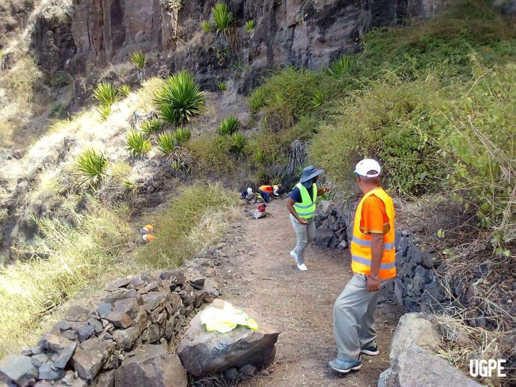 Work has begun on rehabilitating the trails of Santo Antão