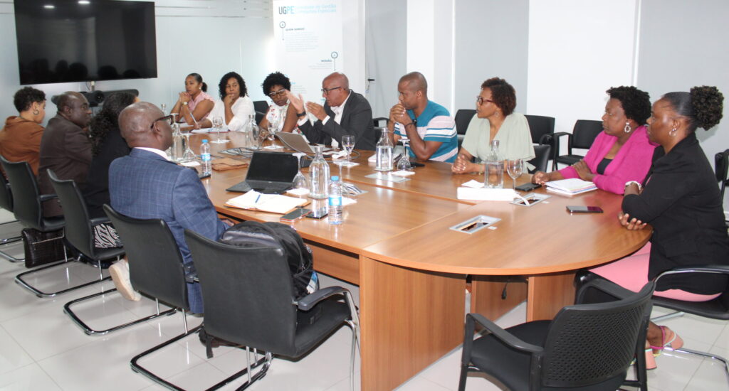 New World Bank Procurement Team Meets with UGPE